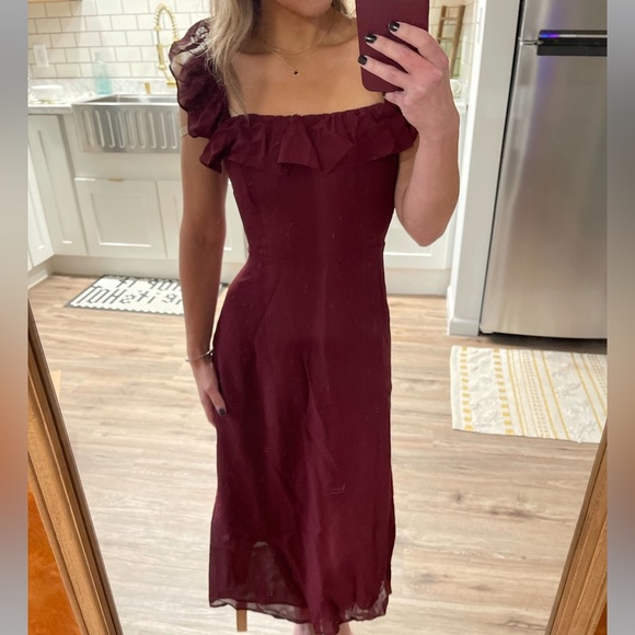 NWT Reformation Colette Dress plum square neck off shoulder ruffle 0 midi - Picture 4 of 4